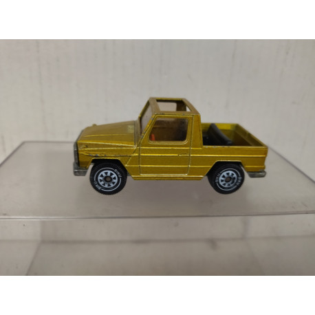 MERCEDES-BENZ W460 280GE GOLD 1:55/apx 1:64 SIKU 1044 NO BOX