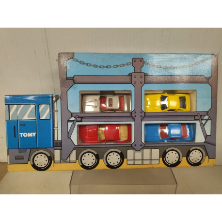 GO CAR TRANSPORTER + 4 MODELS 1:64 TOMICA