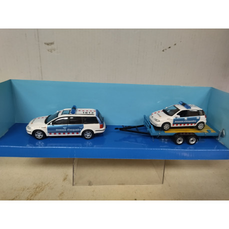 VOLKSWAGEN PASSAT FAMILIAR + FIAT PUNTO MOSSOS D´ESQUADRA 1:43 CARARAMA
