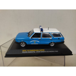 SEAT 131 PANORAMA/FAMILIAR 1980 AYUNTAMIENTO MADRID POLICIA 1:43 ALTAYA IXO
