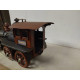 LOCOMOTORA DE VAPOR DE METAL apx 1:24/medidas 35 x 15 x 10 (DECORACION)