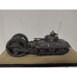 SHERMAN TANK MINE ROLLER + DIORAMA 1:72 UNIMAX TRANSFORMACION MANUAL