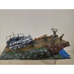 Sd.kfz.250 + SOLDADOS + DIORAMA 1:72 ALTAYA TRANSFORMACION MANUAL