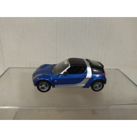 SMART ROADSTER BLUE 1:55/apx 1:64 SIKU 1066 NO BOX