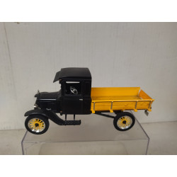 FORD MODEL TT 1923 PICKUP 1:32 ROAD SIGNATURE NO BOX