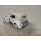 CADILLAC TOWN CAR 1933 WHITE (2) 1:32 ROAD SIGNATURE NO BOX