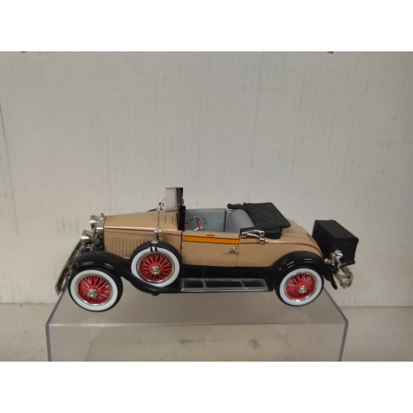 CADILLAC 314 1927 ROADSTER BEIGE 1:32 ROAD SIGNATURE NO BOX