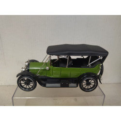 CADILLAC TOURING 1913 GREEN 1:32 ROAD SIGNATURE NO BOX
