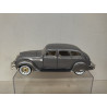 CHRYSLER AIRFLOW 1936 SILVER 1:32 ROAD SIGNATURE NO BOX