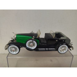 DUESENBERG MODEL J 1934 OPEN GREEN 1:32 ROAD SIGNATURE DESGUACE/SCRAPPING