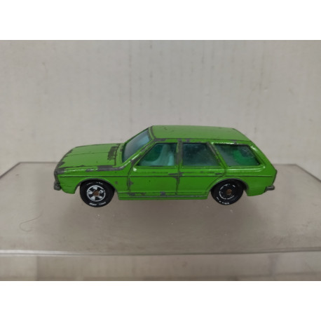 VOLKSWAGEN PASSAT B1 VARIANT GREEN (2) 1:60/apx 1:64 SIKU 1029/1614 NO BOX