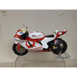 DUCATI DESMOSEDICI GP7 2007 ALEX BARROS MOTO GP 1:12 ALTAYA IXO