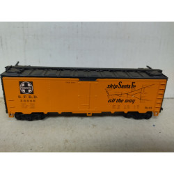 VAGON SANTA FE DE SFRD ORANGE DESGUACE/REPINTADO 1:87 H0 BOX/SUCIO
