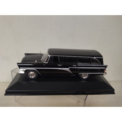 GAZ-13S 1973 MEDICAL/STATION WAGON BLACK 1:43 DeAGOSTINI IXO BOX NO ORIGINAL
