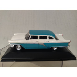 GAZ-13 CHAIKA 1961 WHITE/GREEN/BLUE 1:43 DeAGOSTINI IXO BOX NO ORIGINAL