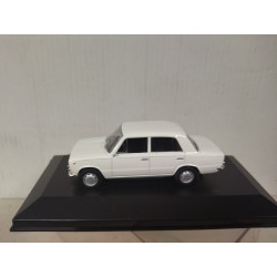 LADA 2101/VAZ-2101 1971 ZHIGULI (FIAT 124) WHITE 1:43 DeAGOSTINI IXO CAJA NO ORIGINAL