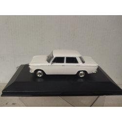 ZASTAVA 1300 1961 WHITE (FIAT 1300) 1:43 DeAGOSTINI IXO BOX NO ORIGINAL