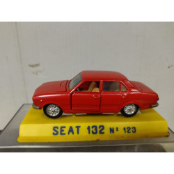 SEAT 132 ROJO 1:43 JOAL 123 BOX