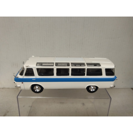 ZIL-118K 1976 YUNOST MICROBUS WHITE 1:43 DeAGOSTINI IXO DEFECT/NO LIMPIA