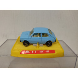 SEAT 127 AZUL CLARO n7 apx 1:64 GUISVAL BOX