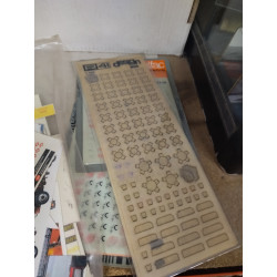 LOTE ADHESIVOS/CALCAS/DECALS MIX (2) DE TODO TIPO IDEAL MAQUETISTAS