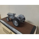 FERGUSON TE-20 1953 GREY TRACTOR/FARMER 1:32 UH ATLAS