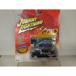 STUDEBAKER GOLDEN HAWK 1957 CLASSIC GOLD 1:64 JOHNNY LIGHTNING