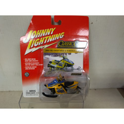 SKY-DOO MX Z 2004 ADRENALINE ORANGE CLASSIC GOLD 1:64 JOHNNY LIGHTNING