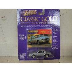 BUICK T-TYPE 80´S SILVER CLASSIC GOLD 1:64 JOHNNY LIGHTNING