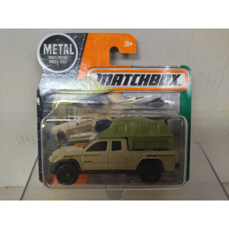 TOYOTA TACOMA 2016 ( HILUX ) PICKUP CAMPER BEIGE 1:64 MATCHBOX