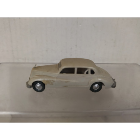 MERCEDES-BENZ W189 300 D ADENAUER 1:87 H0 EKO SUCIO/DIRTY