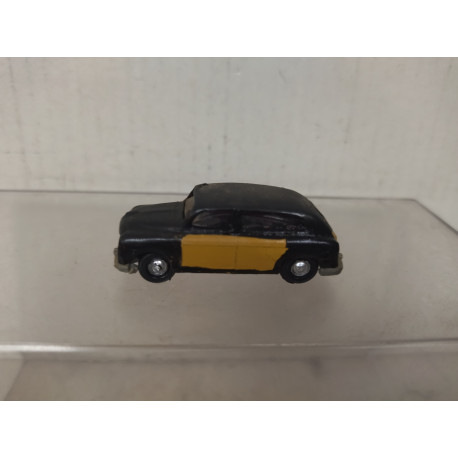 SEAT 1400 FURGONETA TAXI BARCELONA REPINTADO 1:87 H0 EKO SUCIO/DIRTY