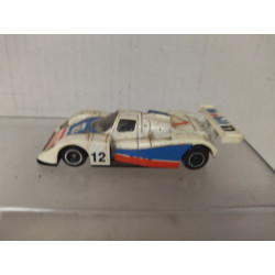 ASTON MARTIN AMR-1 n12 MOBIL apx 1:64 GUISVAL NO BOX SUCIO/DIRTY