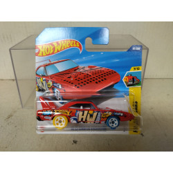 PLYMOUTH SUPERBIRD 1970 RED 7/10 ART CARS 1:64 HOT WHEELS