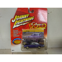 DODGE SUPER BEE 1970 CLASSIC GOLD 1:64 JOHNNY LIGHTNING