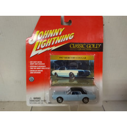 MERCURY COUGAR 1967 CLASSIC GOLD 1:64 JOHNNY LIGHTNING
