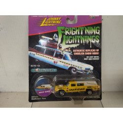HAULIN HEARSE ECTO 1A GHOSTBUSTERS II FRIGHTNING LIGHTNINGS 1:64 JOHNNY LIGHTNING