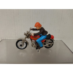 KAWASAKI + PILOTO MOTO/BIKE apx 1:64 GUISVAL