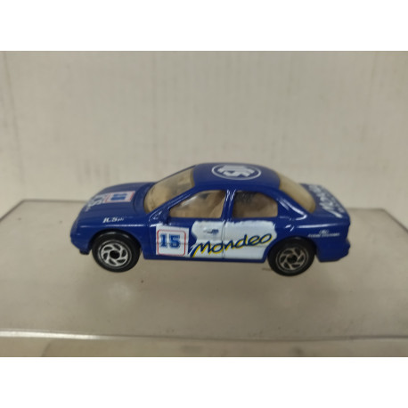 FORD MONDEO GHIA BLUE MB33 apx 1:64 MATCHBOX NO BOX