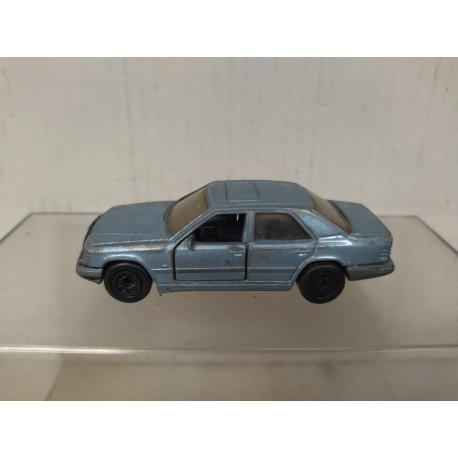 MERCEDES-BENZ W124 300E BLUE MB58 1:61/apx 1:64 MATCHBOX NO BOX