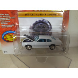 FORD MAVERICK GRABBER 1970 WHITE CLASSIC GOLD 1:64 JOHNNY LIGHTNING