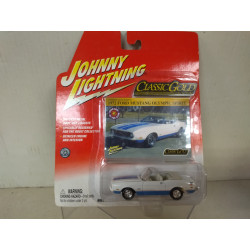 FORD MUSTANG 1972 OLYMPIC SPIRIT CLASSIC GOLD 1:64 JOHNNY LIGHTNING