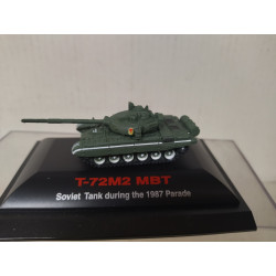 T-72 M2 1987 MBT SOVIET TANK PARADE 1:144 TRUMPETER