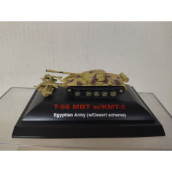 T-55 MBT W/KMT-5 EGYPTIAN ARMY 1:144 TRUMPETER