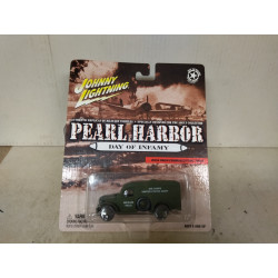 DODGE WC54 RADIO COMMUNICATIONS PEARL HARBOUR WW 2 1:64 JOHNNY LIGHTNING