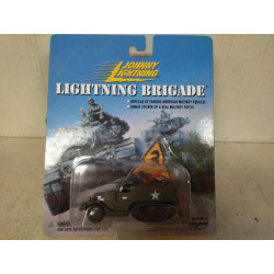 M16 HALF-TRACK AA LIGHTNING BRIGADE 1:64 JOHNNY LIGHTNING