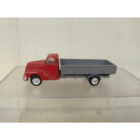 MAGIRUS-DEUTZ MERKUR CAMION ROJO (2) 1:87 H0 EKO NO BOX