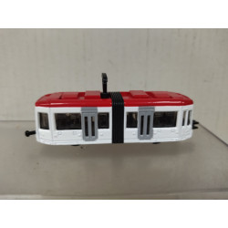 TRANVIA/STRASSENBAHN WHITE/RED 1:87/apx 1:64 SIKU 1011