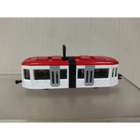 TRANVIA/STRASSENBAHN WHITE/RED 1:87/apx 1:64 SIKU 1011