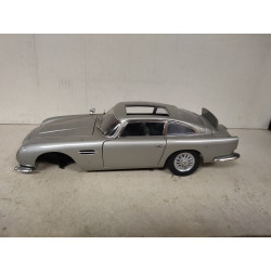 ASTON MARTIN DB5 1:18 AUTOART DESGUACE/SCRAPPING ROTO/BROKEN